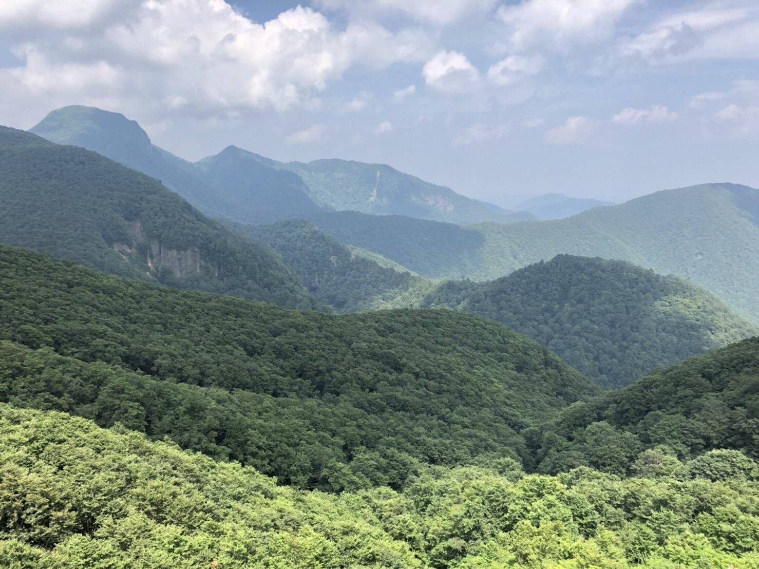 山形神室岳　山形百名山　ハマグリ山