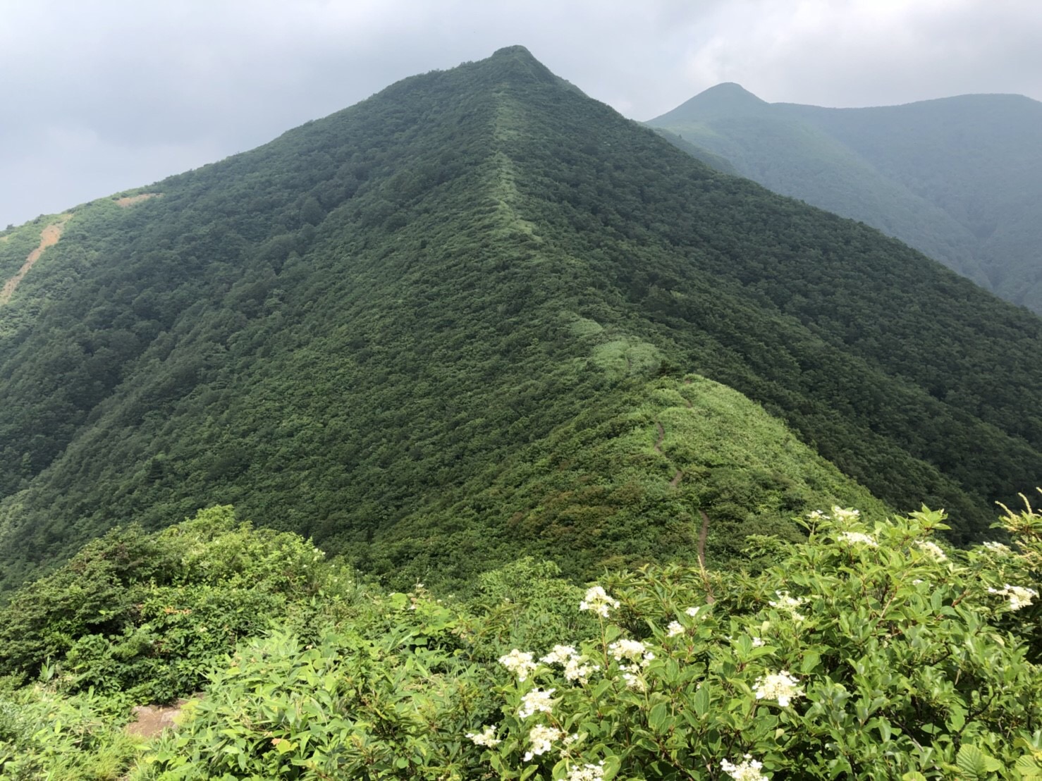 山形神室岳　山形百名山