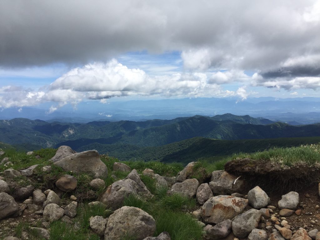 月山　日本百名山　山形百名山　登山道