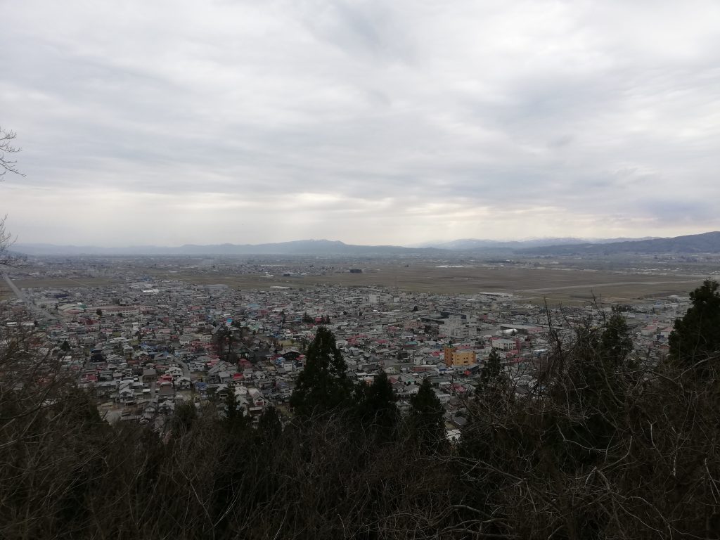 楯山　山形百名山　山頂